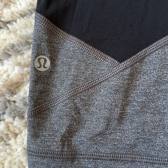 Lululemon capri - Picture 3 of 4